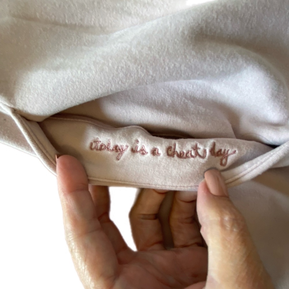 Lululemon Rest Less Pullover Porcelain Pink 12 - Picture 4 of 10